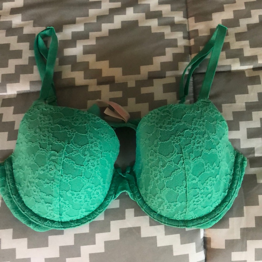 Teal Lace Victoria’s Secret Bra